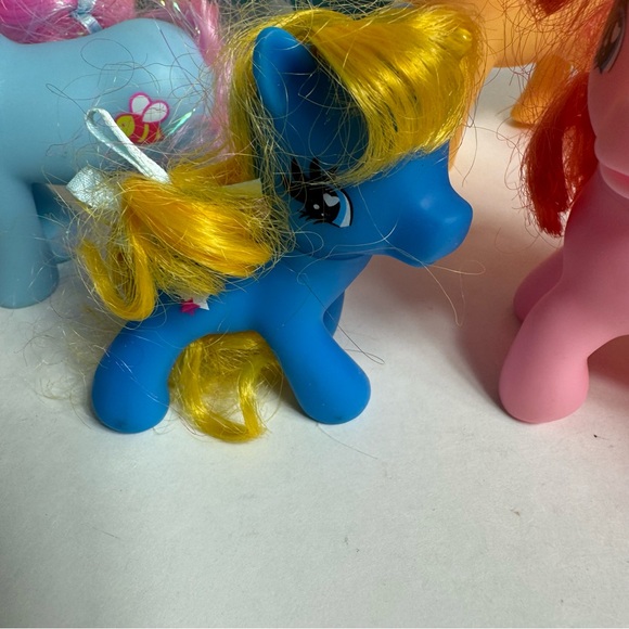 Mix of 7 my little pony dolls. Different color and sizes. Condition is pre-owned - Picture 10 of 11
